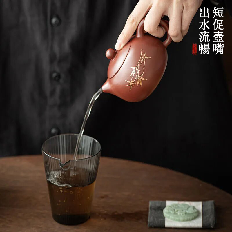 【汀和大福】一款會發聲的紫砂壺,出水如鳳凰鳴叫!宜興非遺傳人吳成志大師親製紫砂壺-西施鳳鳴壺,上萬茶友收藏!!! 【汀和大福】一款會發聲的紫砂壺,出水如鳳凰鳴叫!宜興非遺傳人吳成志大師親製紫砂壺-西施鳳鳴壺,上萬茶友收藏!!!